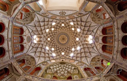 بدون عنوان