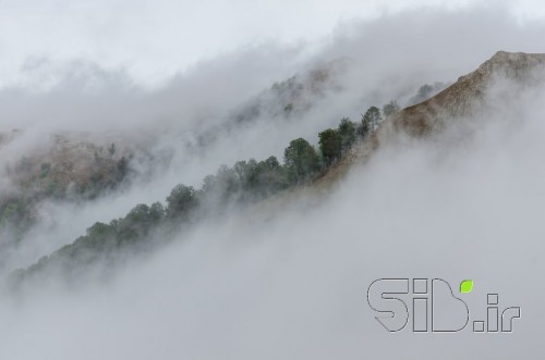 بین ابرها