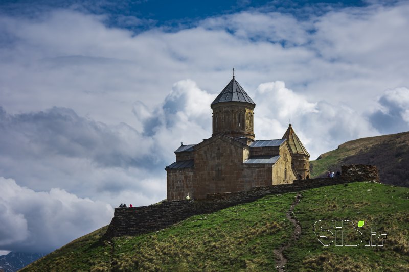 قاب عکس مدرن Gergeti Trinity Church منظره   طبیعت / روستایی اثر علی اصغر علیمرادی